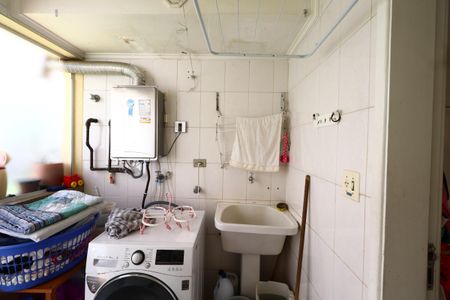 Casa de condomínio à venda com 187m², 3 quartos e 4 vagasÁrea de Serviço