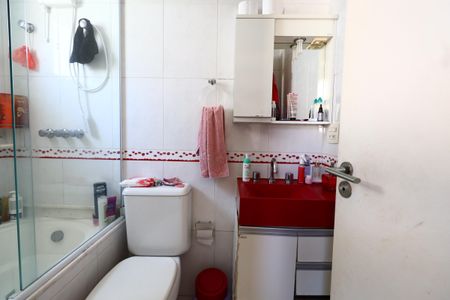 Casa de condomínio à venda com 187m², 3 quartos e 4 vagasBanheiro da Suíte 3