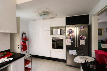 Casa de condomínio à venda com 187m², 3 quartos e 4 vagasCozinha