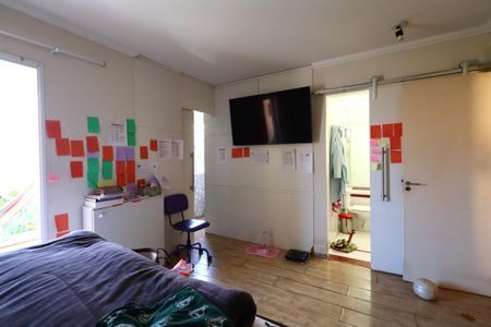 Casa de condomínio à venda com 187m², 3 quartos e 4 vagasQuarto 1 - Suíte