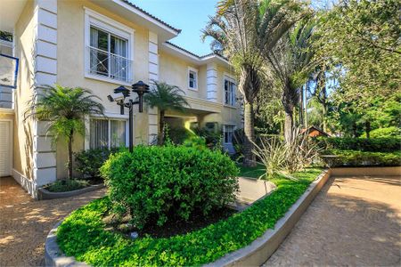 Casa à venda com 594m², 4 quartos e 4 vagas
