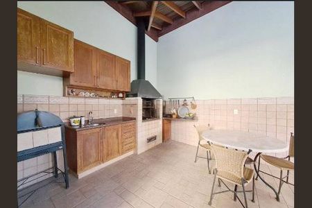 Casa à venda com 900m², 4 quartos e 10 vagas