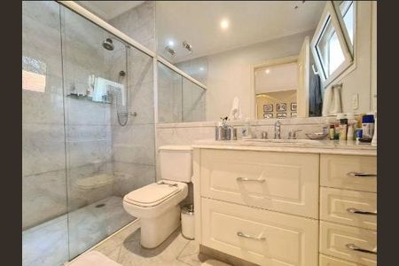 Casa à venda com 900m², 4 quartos e 10 vagas