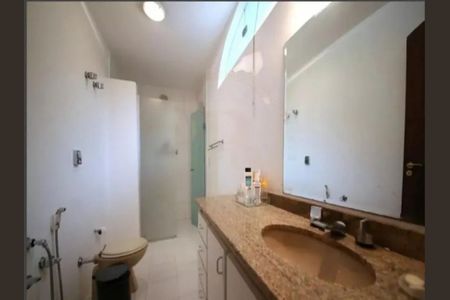 Casa à venda com 365m², 4 quartos e 4 vagas