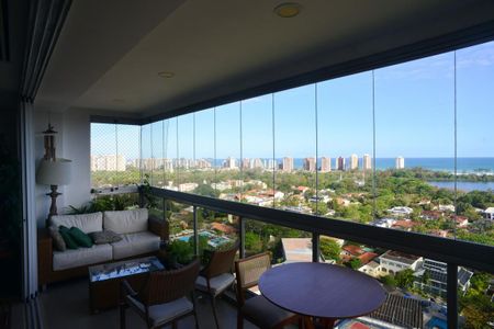 Varanda de apartamento para alugar com 3 quartos, 185m² em Barra da Tijuca, Rio de Janeiro