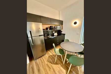 Apartamento à venda com 42m², 1 quarto e sem vaga