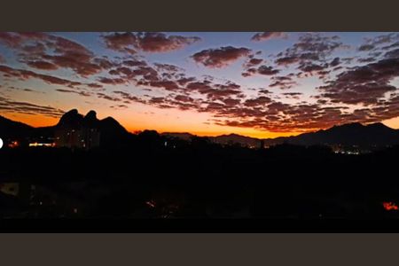 Apartamento à venda com 2 quartos, 60m² em Curicica, Rio de Janeiro