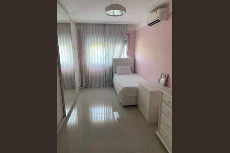 Casa à venda com 243m², 5 quartos e 2 vagas