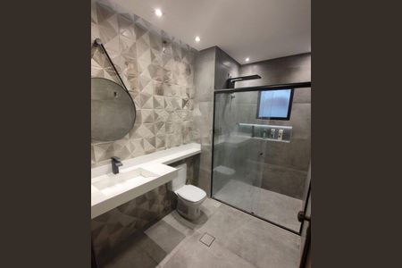 Casa à venda com 225m², 3 quartos e 3 vagas