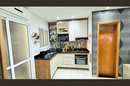 Casa à venda com 2 quartos, 96m² em Chora Menino, São Paulo