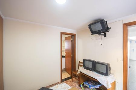 Casa para alugar com 495m², 4 quartos e 6 vagas Casa para alugar com 495m², 4 quartos e 6 vagasQuarto de Serviço 1