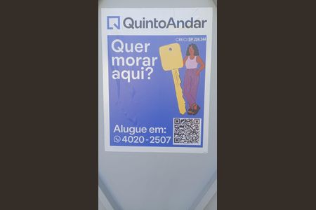 Casa para alugar com 495m², 4 quartos e 6 vagas Casa para alugar com 495m², 4 quartos e 6 vagasPlaquinha