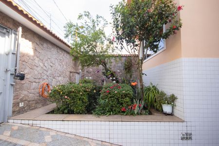 Casa para alugar com 495m², 4 quartos e 6 vagas Casa para alugar com 495m², 4 quartos e 6 vagasGaragem