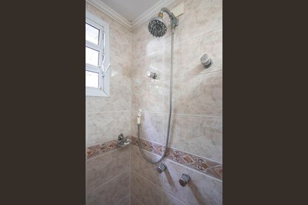 Casa para alugar com 495m², 4 quartos e 6 vagas Casa para alugar com 495m², 4 quartos e 6 vagasBanheiro 2