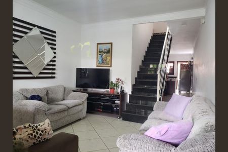 Casa à venda com 3 quartos, 90m² em Vila Marari, São Paulo