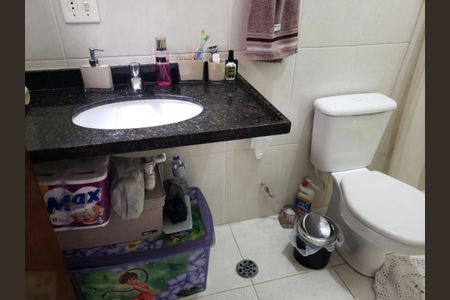 Casa à venda com 3 quartos, 90m² em Vila Marari, São Paulo