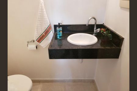 Casa à venda com 3 quartos, 90m² em Vila Marari, São Paulo