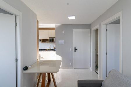 Apartamento à venda com 35m², 2 quartos e 1 vaga Apartamento à venda com 35m², 2 quartos e 1 vagaSala/Cozinha