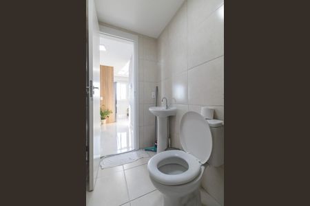 Apartamento à venda com 35m², 2 quartos e 1 vaga Apartamento à venda com 35m², 2 quartos e 1 vagaBanheiro