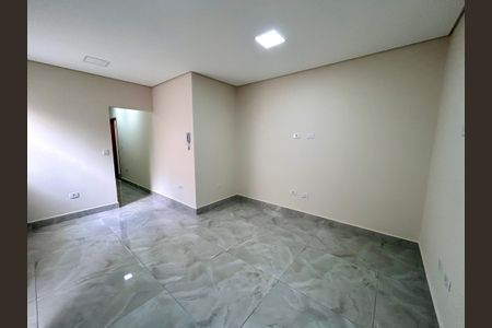 Sala de casa para alugar com 2 quartos, 55m² em Cidade Jardim Cumbica, Guarulhos