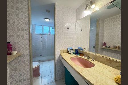 Apartamento à venda com 155m², 4 quartos e 1 vaga