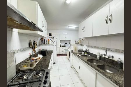 Apartamento à venda com 155m², 4 quartos e 1 vaga
