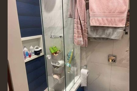 Apartamento à venda com 74m², 2 quartos e 1 vaga