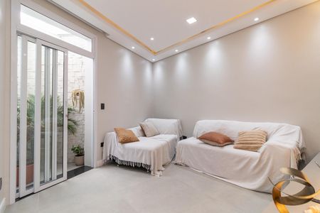 Casa de condomínio à venda com 90m², 3 quartos e 2 vagasSala