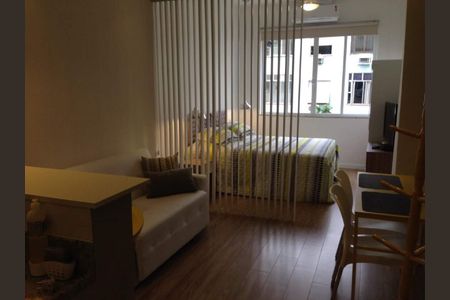 Apartamento à venda com 1 quarto, 30m² em Copacabana, Rio de Janeiro