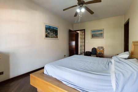 Casa à venda com 403m², 5 quartos e 6 vagas Casa à venda com 403m², 5 quartos e 6 vagasSuíte 1