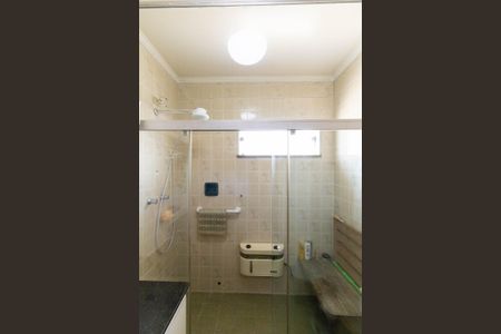 Casa à venda com 403m², 5 quartos e 6 vagas Casa à venda com 403m², 5 quartos e 6 vagasBanheiro da Suíte 2