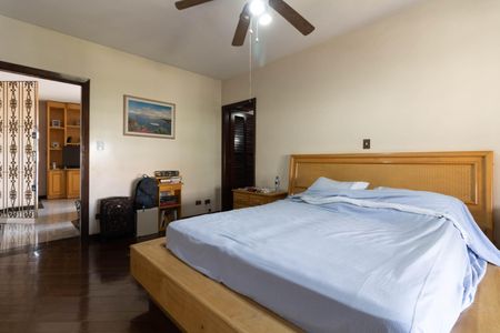 Casa à venda com 403m², 5 quartos e 6 vagas Casa à venda com 403m², 5 quartos e 6 vagasSuíte 1