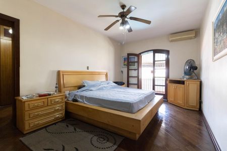 Casa à venda com 403m², 5 quartos e 6 vagas Casa à venda com 403m², 5 quartos e 6 vagasSuíte 1