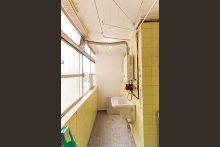 Apartamento à venda com 72m², 2 quartos e 1 vaga Apartamento à venda com 72m², 2 quartos e 1 vagaÁrea de Serviço