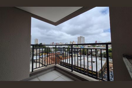 Apartamento à venda com 70m², 2 quartos e 1 vaga Apartamento à venda com 70m², 2 quartos e 1 vagaVaranda