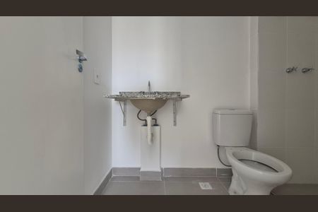 Apartamento à venda com 68m², 2 quartos e 1 vagaBanheiro da suíte