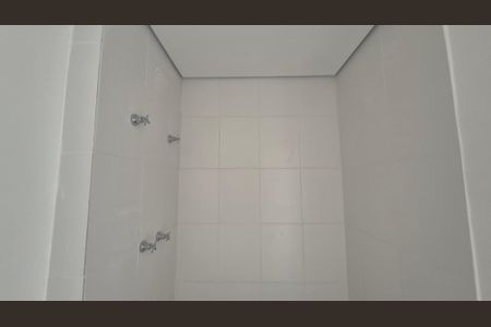 Apartamento à venda com 68m², 2 quartos e 1 vaga Apartamento à venda com 68m², 2 quartos e 1 vagaBanheiro da suíte