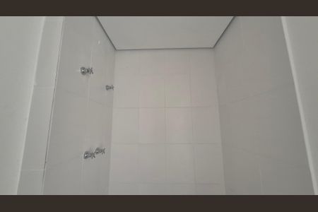 Apartamento à venda com 68m², 2 quartos e 1 vaga Apartamento à venda com 68m², 2 quartos e 1 vagaBanheiro