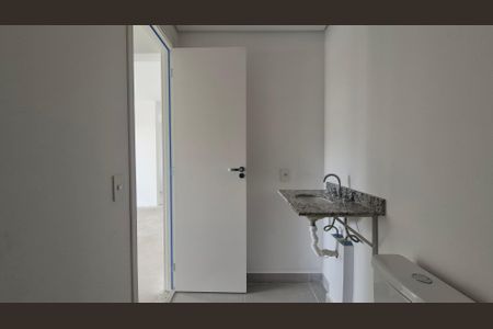 Apartamento à venda com 68m², 2 quartos e 1 vaga Apartamento à venda com 68m², 2 quartos e 1 vagaBanheiro