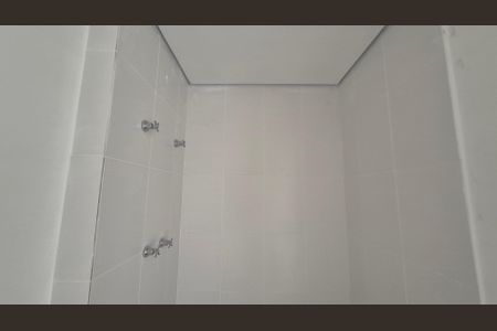 Apartamento à venda com 68m², 2 quartos e 1 vaga Apartamento à venda com 68m², 2 quartos e 1 vagaBanheiro