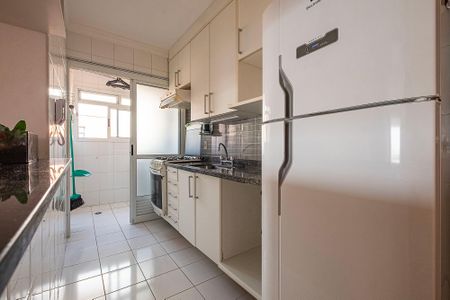 Apartamento para alugar com 68m², 2 quartos e 2 vagas Apartamento para alugar com 68m², 2 quartos e 2 vagasCozinha