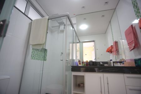 Apartamento à venda com 128m², 4 quartos e 3 vagasBanheiro da Suíte