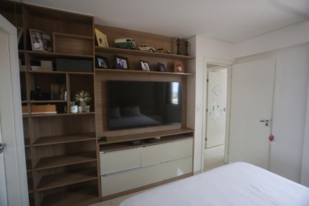 Apartamento à venda com 128m², 4 quartos e 3 vagasSuíte 2