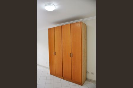 Casa à venda com 168m², 4 quartos e 4 vagas Casa à venda com 168m², 4 quartos e 4 vagasSuíte
