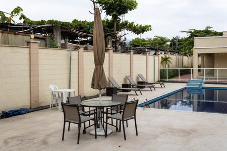 Apartamento para alugar com 32m², 2 quartos e 1 vagaÁrea comum - Piscina