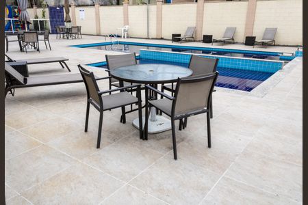Apartamento para alugar com 32m², 2 quartos e 1 vagaÁrea comum - Piscina