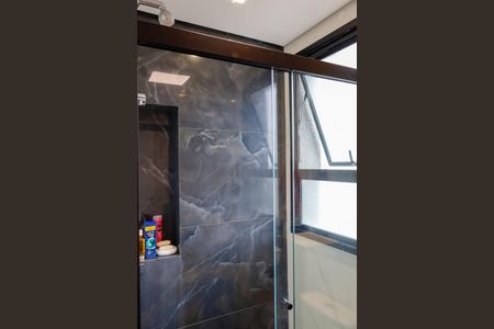 Apartamento à venda com 62m², 2 quartos e 2 vagas Apartamento à venda com 62m², 2 quartos e 2 vagasBanheiro da Suíte 2