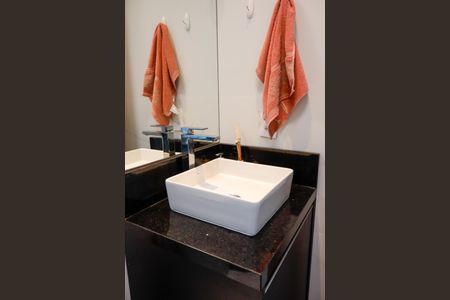 Apartamento à venda com 62m², 2 quartos e 2 vagas Apartamento à venda com 62m², 2 quartos e 2 vagasBanheiro da Suíte 2