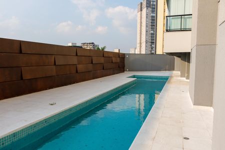 Apartamento à venda com 62m², 2 quartos e 2 vagas Apartamento à venda com 62m², 2 quartos e 2 vagasÁrea comum - Piscina