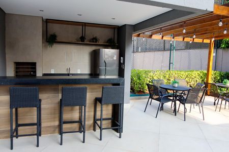 Apartamento à venda com 62m², 2 quartos e 2 vagas Apartamento à venda com 62m², 2 quartos e 2 vagasÁrea comum - Churrasqueira